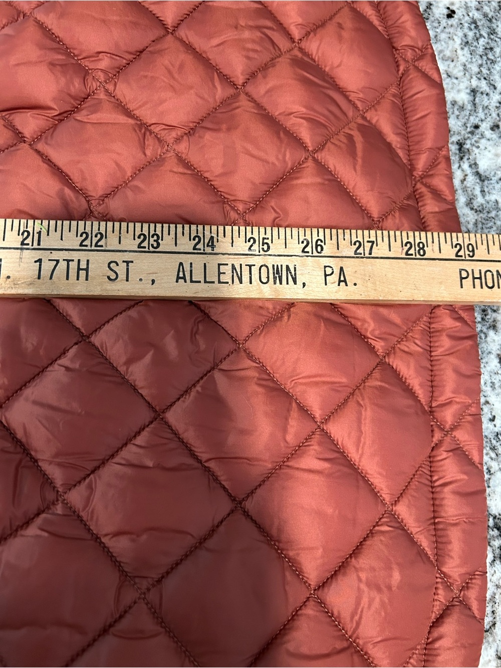 Athleta Whisper Featherless Puffer Vest Sequoia Brown Outdoor Hiking Size L EUC - Picture 11 of 11